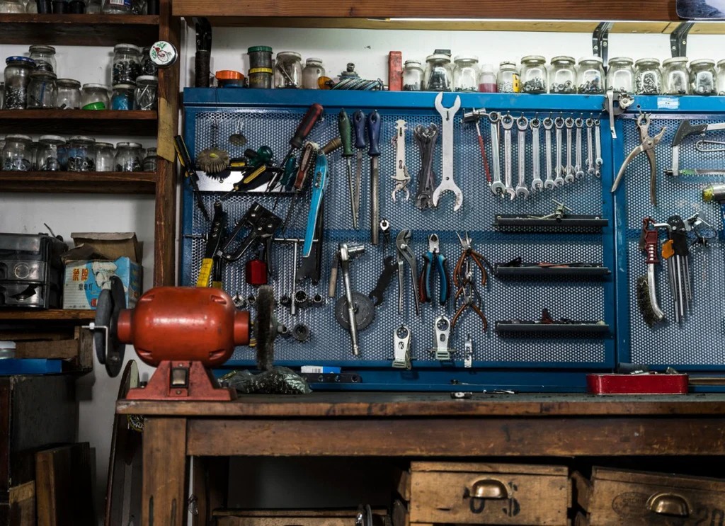 Makita Flipper for Efficient Work Solutions